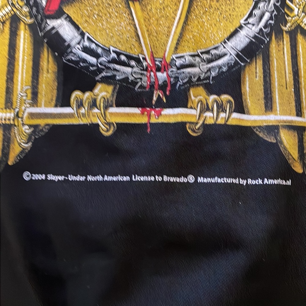 Officially licensed vintage Slayer trench coat w/ inner liner vest and hoodie. - Picture 11 of 13